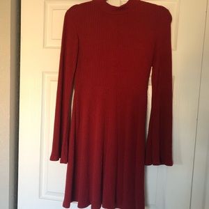 💐Spring Sale💐Francesca’s Red Long sleeve dress